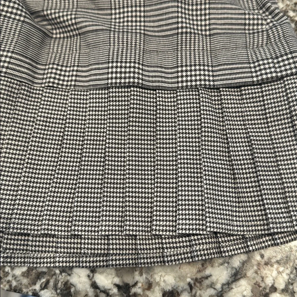 J. Jill Blouse Tank Houndstooth Black and White Small S EUC